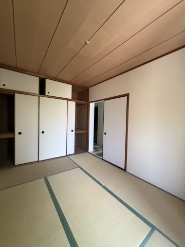 クレドール須磨潮見台の和室