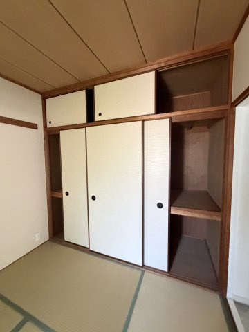 クレドール須磨潮見台の和室