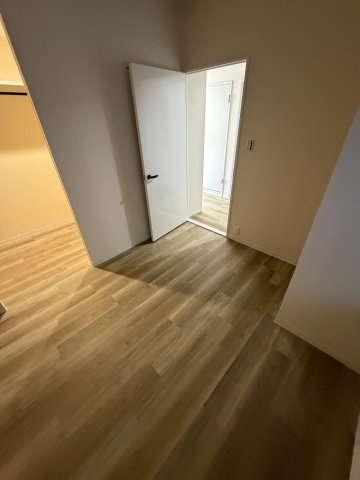 ベルトゥリー若草ANNEXの洋室
