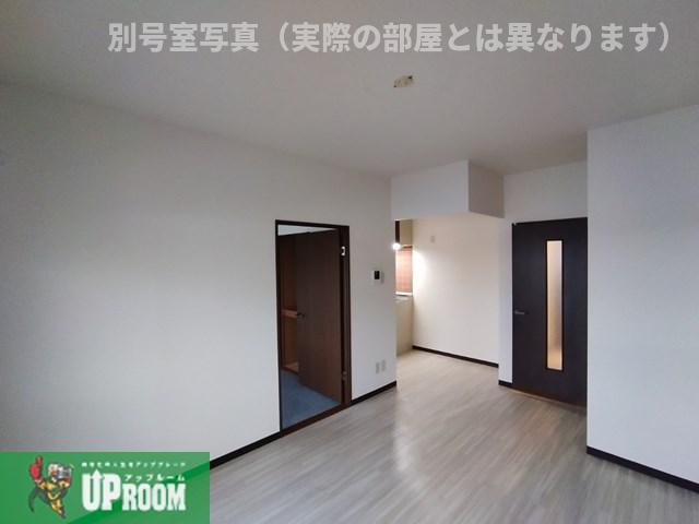 シャトー天神の居間・リビング