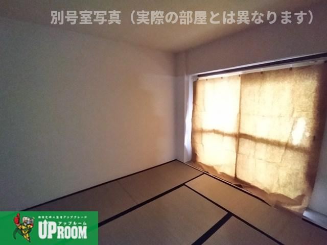 シャトー天神の和室