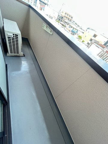 菊地ビルのバルコニー