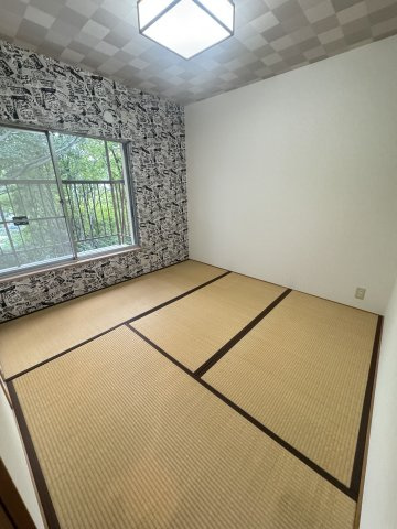 丸山町1丁目車庫付き戸建ての和室