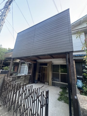 丸山町1丁目車庫付き戸建てのエントランス