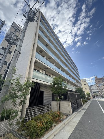レジュールアッシュ神戸ハーバーランドの外観