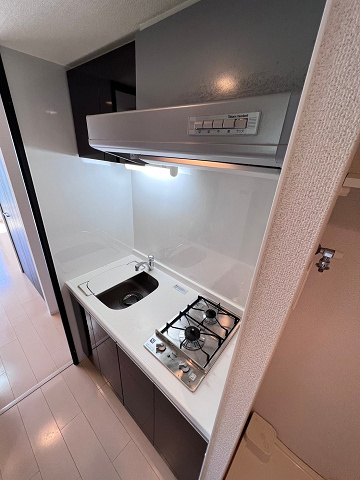 エステムコート阿波座プレミアムのキッチン