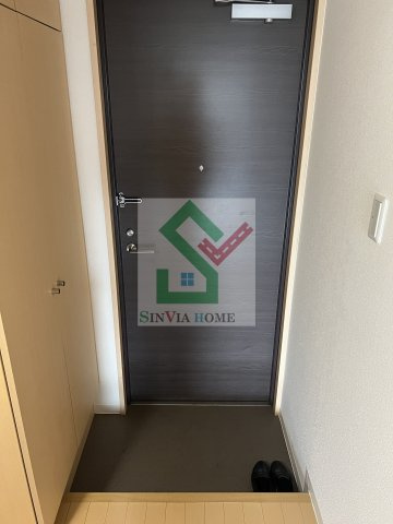 プロペ所沢ビル2の玄関