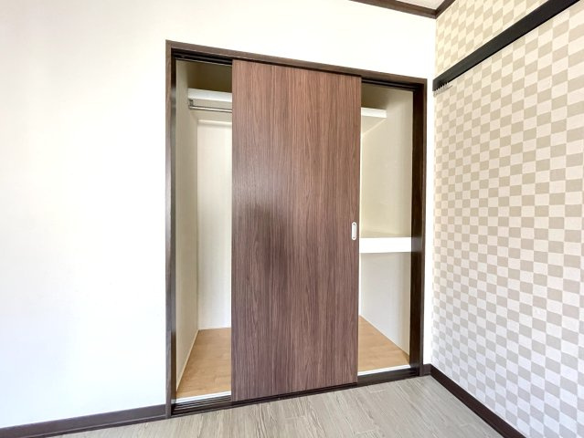 ライフタウニーB街区6号棟の収納|※同タイプ・別室の写真になります。
