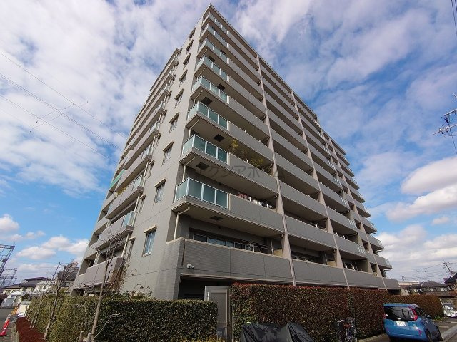 ライフピア小手指の外観|総戸数60戸・平成16年築の綺麗なマンションです。