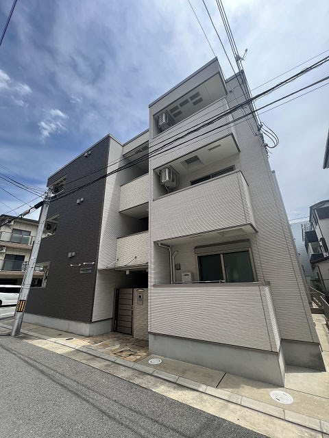 フジパレス立花EASTの外観