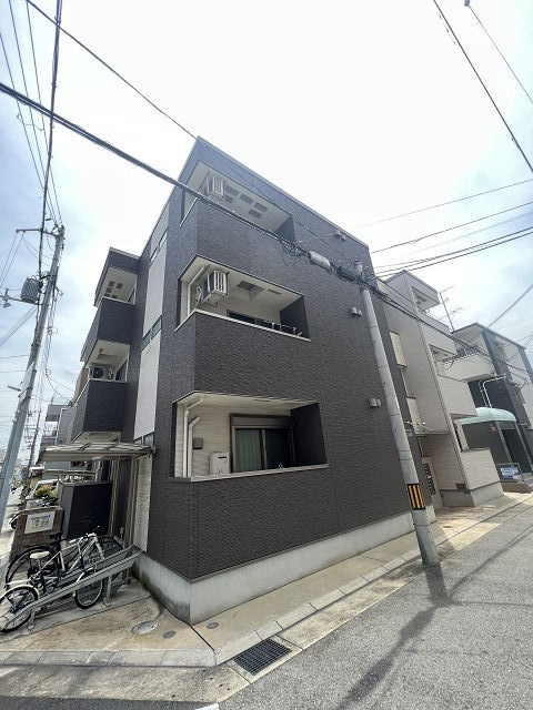 フジパレス立花EASTの外観