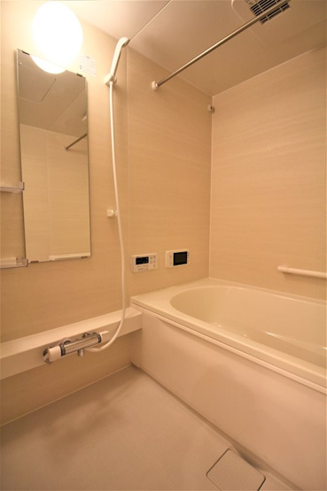 【浴室】 | カラコレス(D-ｒｏｏｍ) | 他号室参考写真