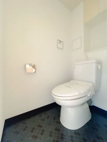 インペリアル鳳のトイレ|※別号室参考写真