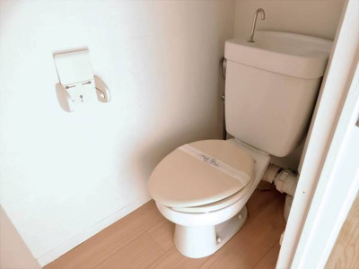 【トイレ】 | ビレッジハウス葛ノ葉4号棟 | ビレッジハウスの同一物件・同一タイプの間取りの写真です