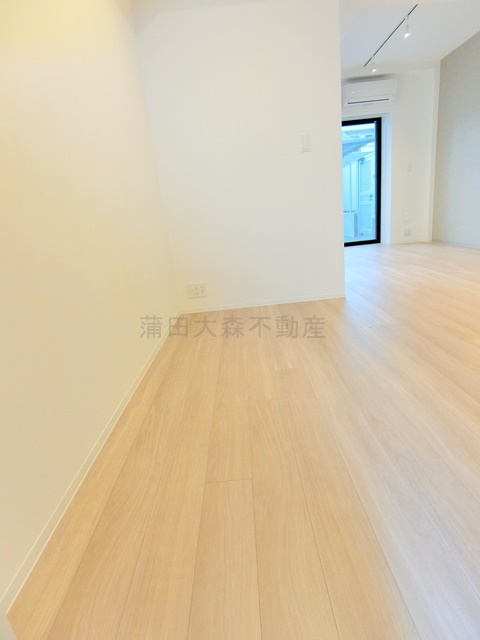 ZOOＭ蒲田EASTの内装|洋室2.4帖