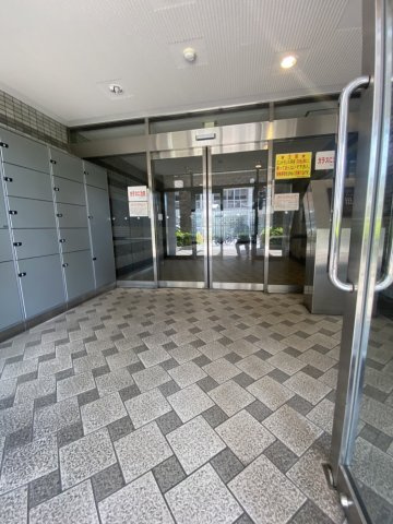 コーシャハイツ川口のエントランス