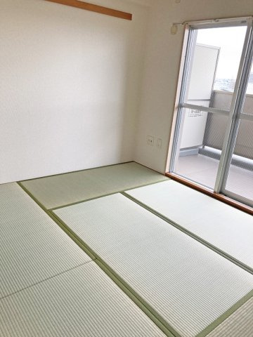 コーシャハイツ川口の和室