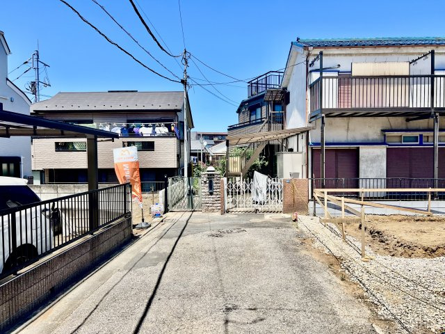 【前面道路含む現地写真】 | 板橋区徳丸4丁目　新築戸建 | 行き止まり道路のため、住民以外の通行無