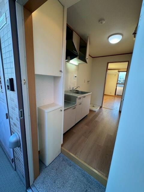川崎市多摩区登戸新町の賃貸マンションの内装