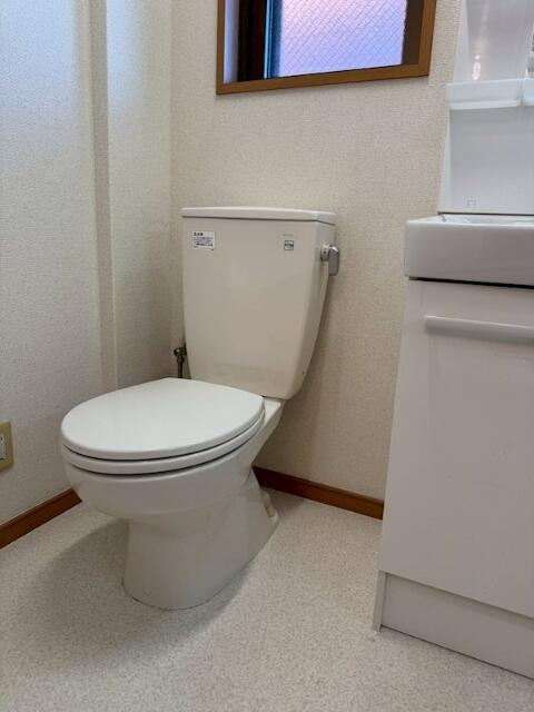 川崎市多摩区登戸新町の賃貸マンションのトイレ