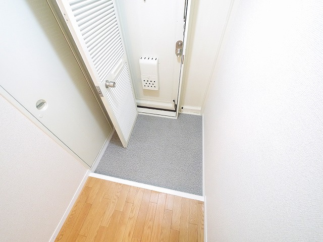 奈良パークハイツの玄関|落ち着いた玄関です