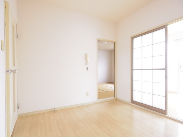 上ノ山コーポの居間・リビング