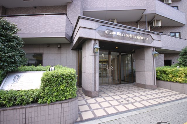 【エントランス】