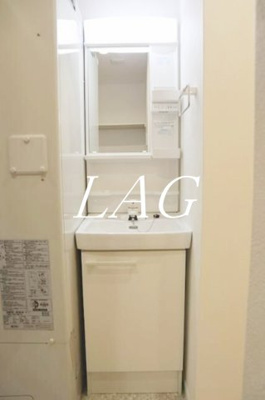 【洗面所】 | ランドヴィル千住柳町 | 洗面台です。