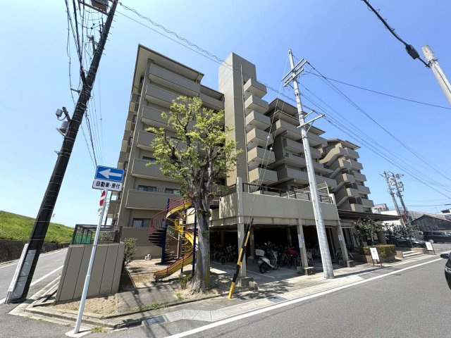グラン・ビア新川町の外観