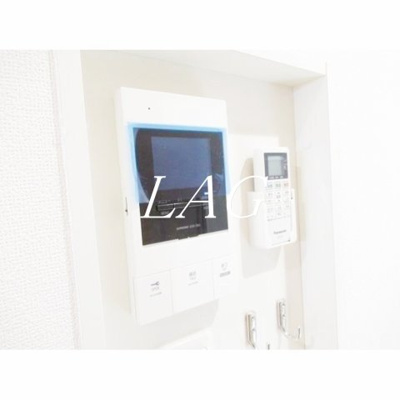 【設備】 | ウィンドテラス四つ木Ⅱ | モニター付きインターホンです。