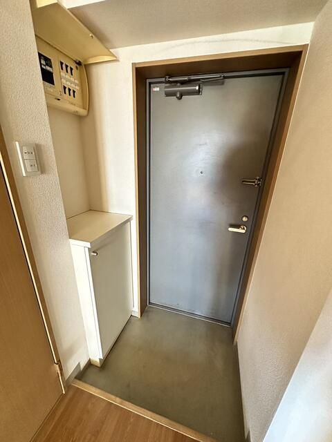 モンシェール吾妻橋の玄関
