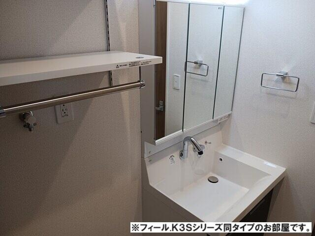 町田市三輪町のアパートの洗面所|施工会社パース