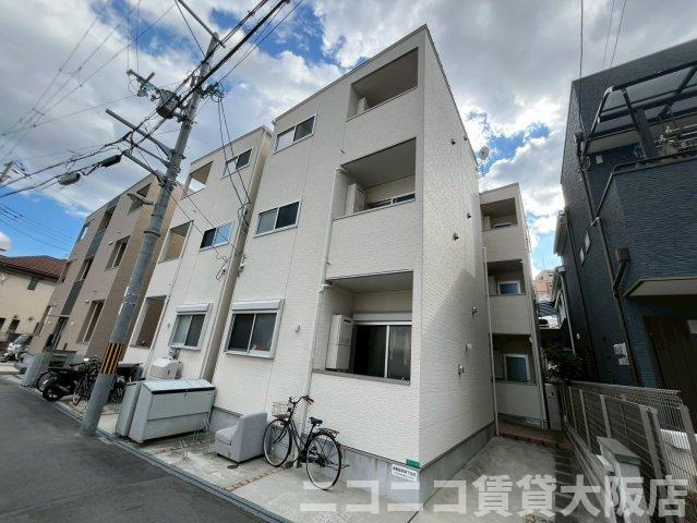 大阪市淀川区十八条１丁目のアパートの外観