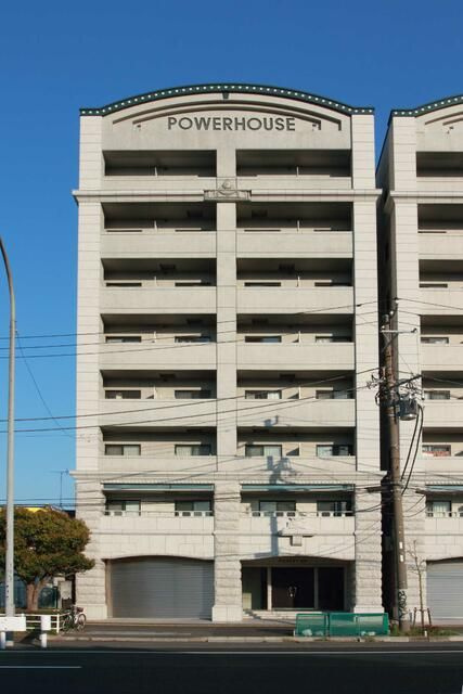 ＰＯＷＥＲＨＯＵＳＥ／ＴＩⅡの外観