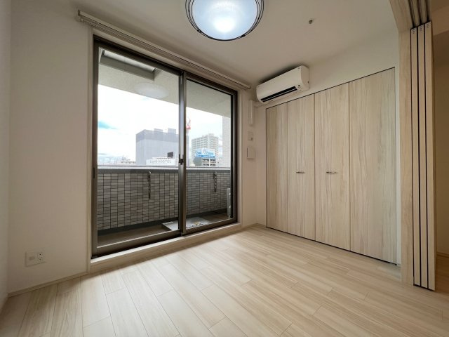 Vinoプレジオ本町の洋室