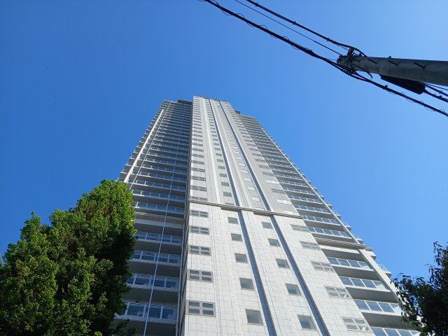 ライオンズタワー神戸元町の外観