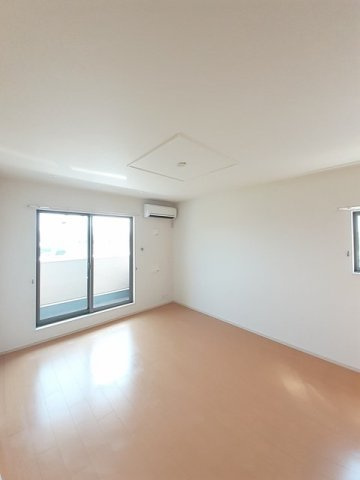 レイクサイドパレスＡの居間・リビング