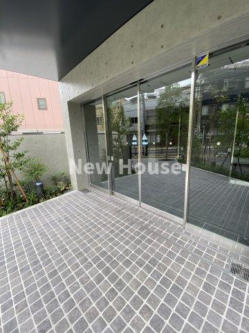 クレストコート東池袋のエントランス