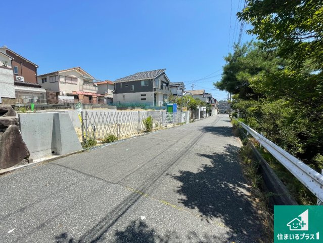 神戸市垂水区南多聞台　第1期　新築一戸建ての前面道路含む現地写真|周辺は落ち着いた街並みの住宅地！子育てがしやすい住環境です！まだ未完成ですが、現地でしかわからない事もございます。是非一度ご覧ください。
