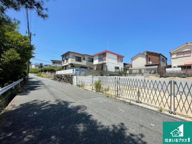 神戸市垂水区南多聞台　第1期　新築一戸建ての前面道路含む現地写真|周辺は落ち着いた街並みの住宅地！子育てがしやすい住環境です！まだ未完成ですが、現地でしかわからない事もございます。是非一度ご覧ください。