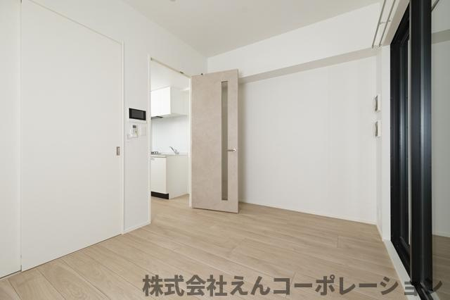 【バルコニー】