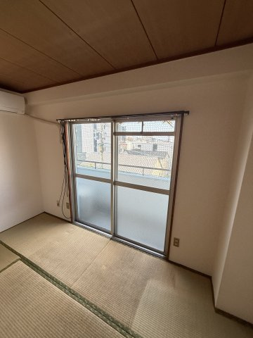 【和室】 | コーポあきよし | 柔らかい畳が心地よい和室※写真は類似です
