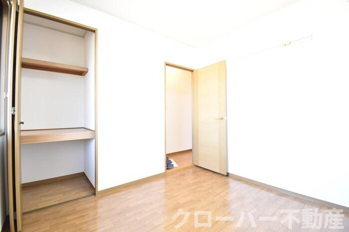 グレースヴィラ A棟の内装|洋室４．５帖