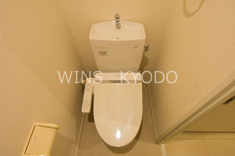 世田谷区宮坂１丁目のアパートのトイレ