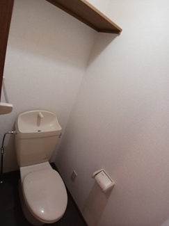 【トイレ】 | ＲアンドＳドリーム　Ａ | コンパクトで使いやすいトイレです