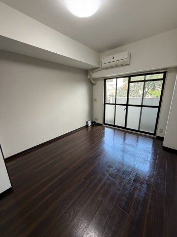 ポコアポコ芦屋の居間・リビング