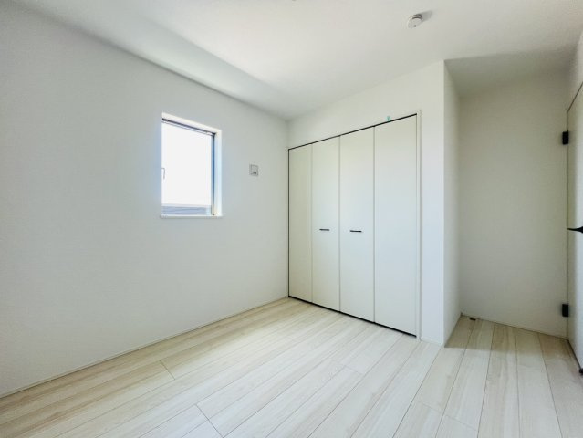 碧南市坂口町2丁目17番地1『仲介手数料無料』新築一戸建て・建売の洋室