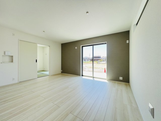 碧南市坂口町2丁目17番地1『仲介手数料無料』新築一戸建て・建売の居間・リビング