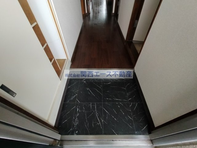 【玄関】 | ツカサロイヤルハイツ瓢箪山