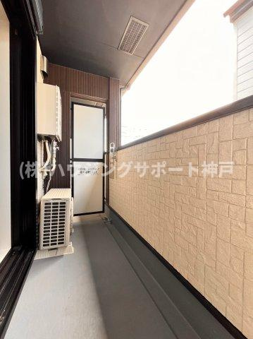 ワコーレヴィアーノ垂水城が山猫の家のバルコニー
